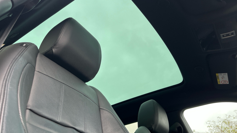 Land Rover Range Rover Evoque 2.0 P250 R-Dynamic S 5dr Auto Petrol Hatchback